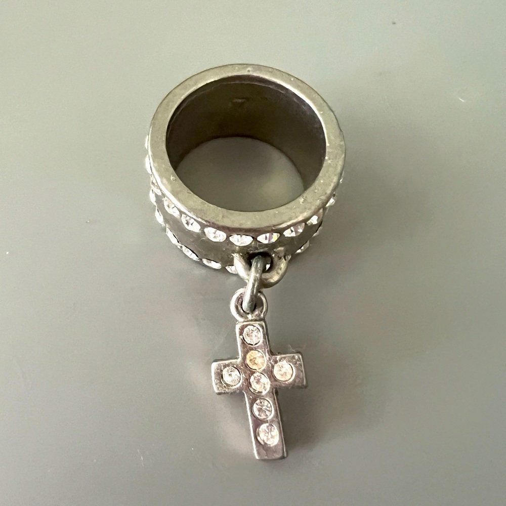 Sterling silver cross charm ring